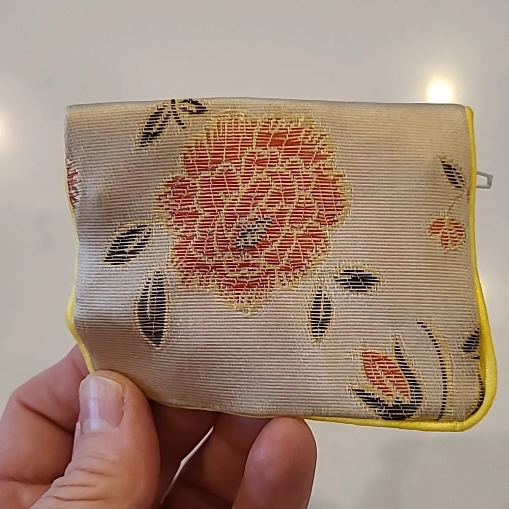 Silk Asian Floral Coin Jewelry Purse